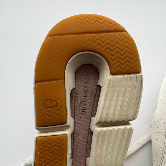 on Running The Roger Centre Court Sneakers Women 7.5 Woodrose - Picture 10 of 10